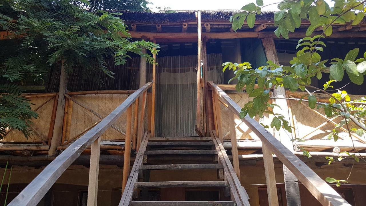 Mufasa Eco Lodge Monkey Bay Extérieur photo