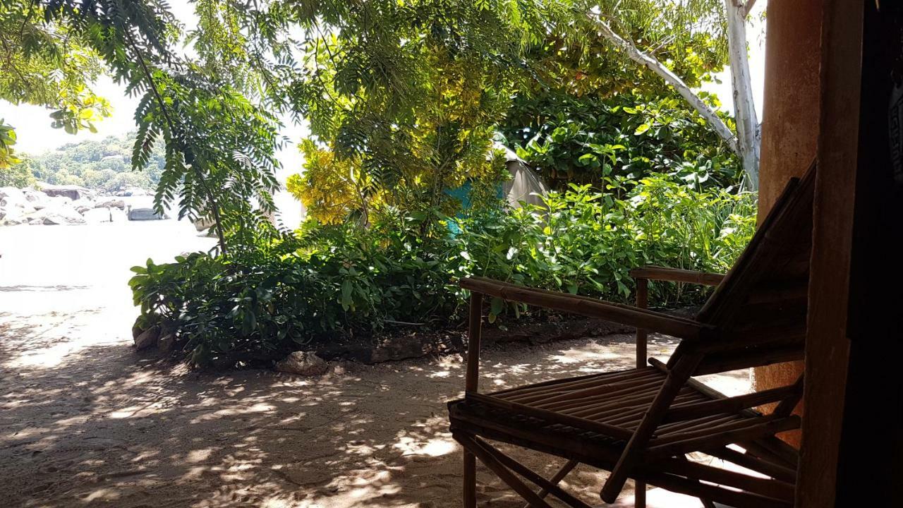 Mufasa Eco Lodge Monkey Bay Extérieur photo