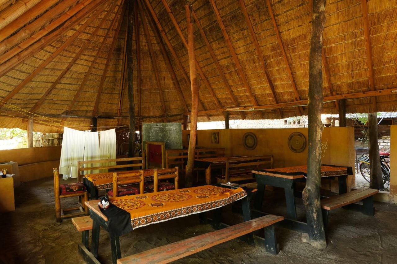 Mufasa Eco Lodge Monkey Bay Extérieur photo
