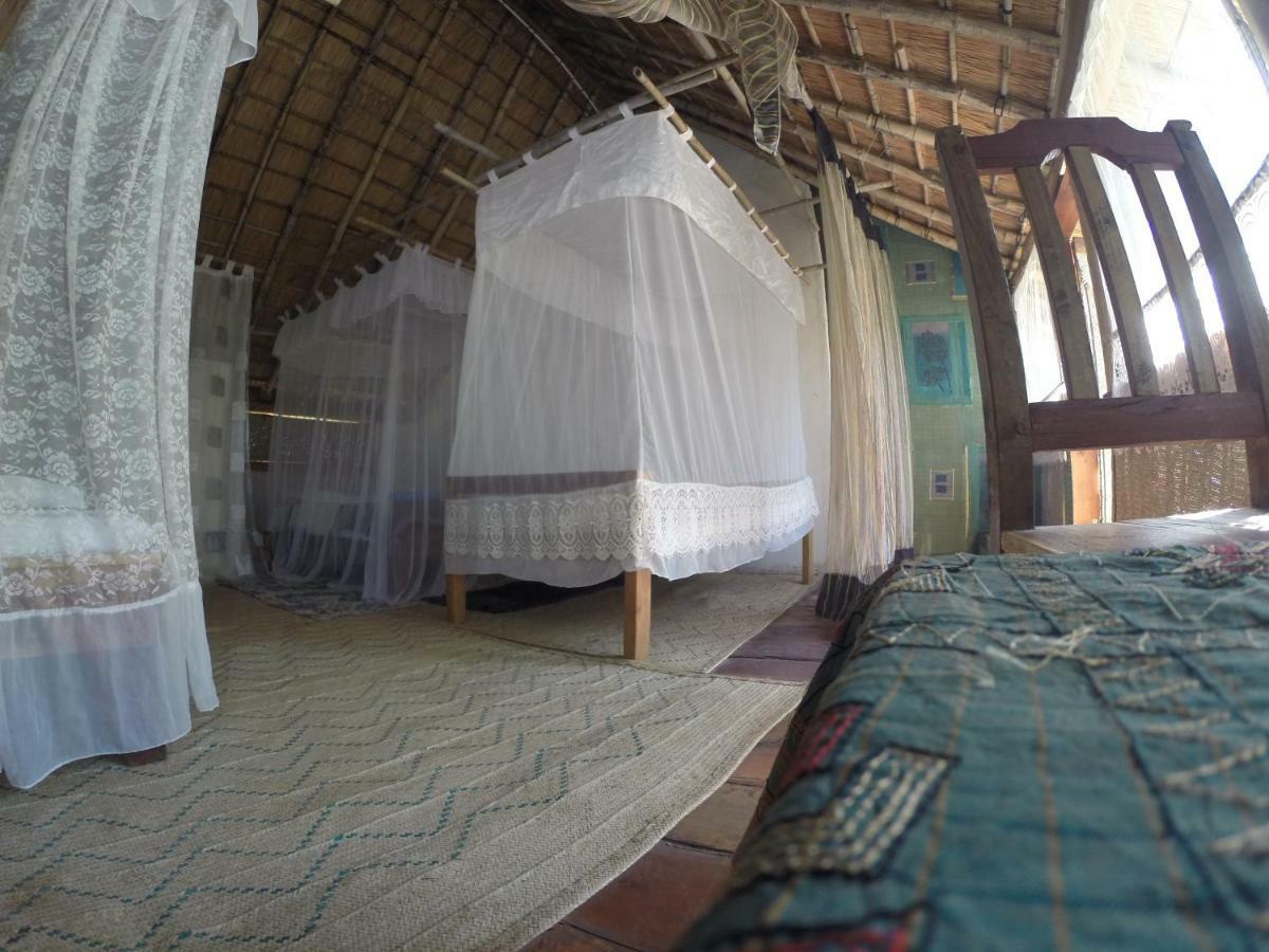 Mufasa Eco Lodge Monkey Bay Extérieur photo